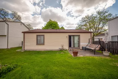 2887 Roundtree Drive, Troy, MI 48083 - Photo 18