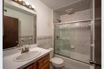 2887 Roundtree Drive, Troy, MI 48083 - Photo 14