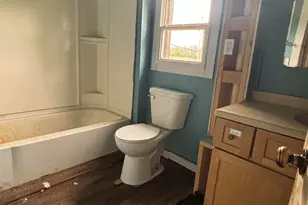 245 Monroe St, Brooklyn, MI 49230 - Photo 10