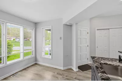 3229 Woodberry Drive SE, Grand Rapids, MI 49512 - Photo 8