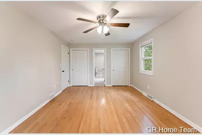 2336 Elliott Street SE, Grand Rapids, MI 49506 - Photo 30