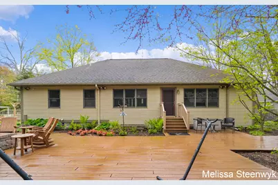 2740 Hittle Creek Drive, Fruitport, MI 49415 - Photo 40