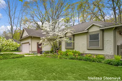 2740 Hittle Creek Drive, Fruitport, MI 49415 - Photo 4