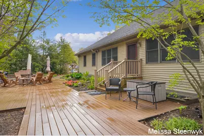 2740 Hittle Creek Drive, Fruitport, MI 49415 - Photo 38