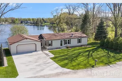 10260 Swem Street NE, Rockford, MI 49341 - Photo 2
