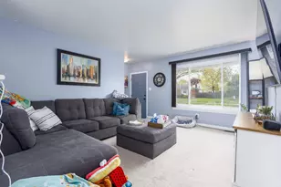 2458 Milverton Rd, Troy, MI 48083 - Photo 6
