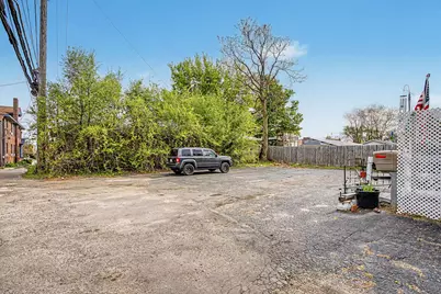 334 W Wesley Street, Jackson, MI 49201 - Photo 16
