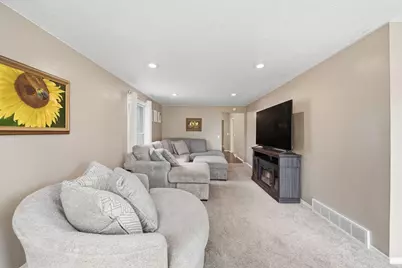 157 N Dettman Road, Jackson, MI 49202 - Photo 4