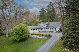 2814 Burrwick Dr SE, Grand Rapids, MI 49546 - Photo 1