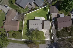 23870 Beacon Dr, Farmington, MI 48336 - Photo 40