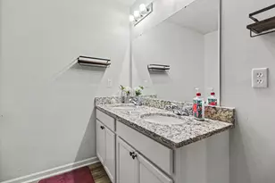 1646 Golfview Dr, Ypsilanti, MI 48198 - Photo 12