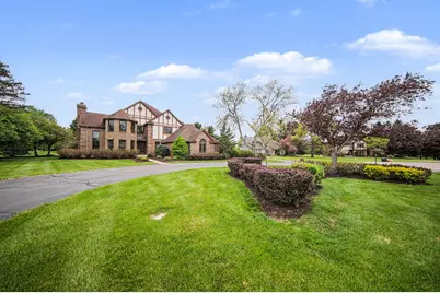 5688 Overbrook Court, Ann Arbor, MI 48105 - Photo 2