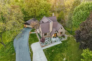 200 Greenridge Dr NW, Grand Rapids, MI 49544 - Photo 14