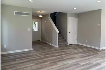 111 E Princess Drive, Brooklyn, MI 49230 - Photo 6