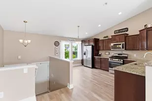 59103 Silvergrass Dr, Mattawan, MI 49071 - Photo 6