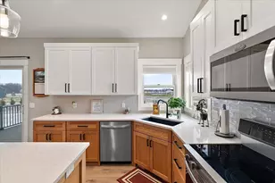 8760 Van Buren St, Zeeland, MI 49464 - Photo 12