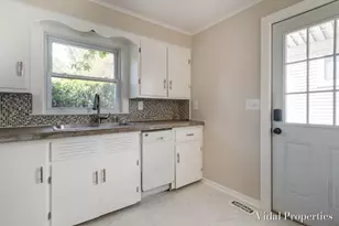 8929 Waruf Ave, Portage, MI 49002 - Photo 12