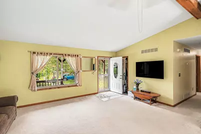 8249 Kimble Drive, Pinckney, MI 48169 - Photo 4