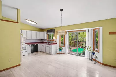 8249 Kimble Drive, Pinckney, MI 48169 - Photo 6