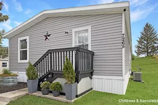 7265 Old Hickory Dr NE, Belmont, MI 49306 - Photo 2