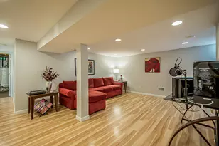 562 Rosemont Ave, Saline, MI 48176 - Photo 32