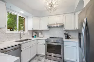 562 Rosemont Ave, Saline, MI 48176 - Photo 10