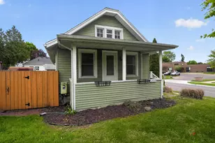 2533 S Washington Ave, Lansing, MI 48910 - Photo 1