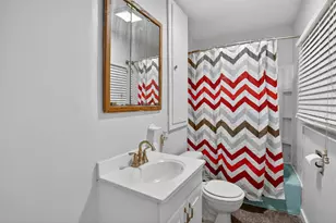 2533 S Washington Ave, Lansing, MI 48910 - Photo 14