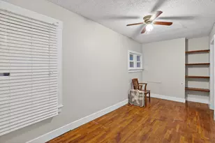 2533 S Washington Ave, Lansing, MI 48910 - Photo 18