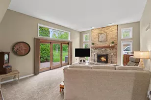 17107 Maple Hill Dr, Northville, MI 48168 - Photo 10
