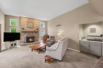 17107 Maple Hill Drive, Northville, MI 48168 - Photo 12