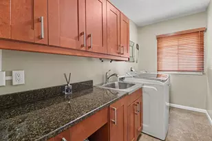 17107 Maple Hill Dr, Northville, MI 48168 - Photo 28