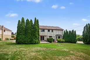 17107 Maple Hill Dr, Northville, MI 48168 - Photo 60