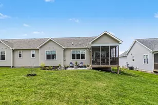 5725 Trailside Ln, Whitmore Lake, MI 48189 - Photo 18