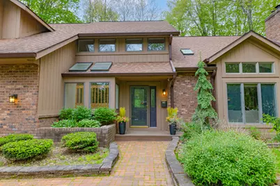 7170 Hawthorn Valley Avenue, Kalamazoo, MI 49009 - Photo 4