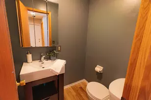 7170 Hawthorn Valley Ave, Kalamazoo, MI 49009 - Photo 20