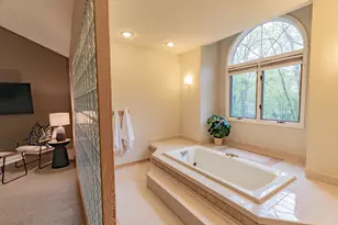 7170 Hawthorn Valley Ave, Kalamazoo, MI 49009 - Photo 24