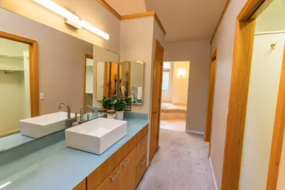 7170 Hawthorn Valley Avenue, Kalamazoo, MI 49009 - Photo 26