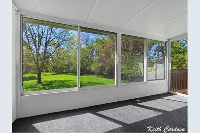 3119 W Maple Villa Drive SE, Grand Rapids, MI 49508 - Photo 14