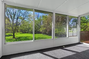 3119 W Maple Villa Dr SE, Grand Rapids, MI 49508 - Photo 14