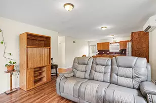 495 W 24th St, Holland, MI 49423 - Photo 8