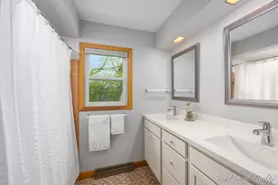 2102 Ontonagon Ave SE, Grand Rapids, MI 49506 - Photo 20