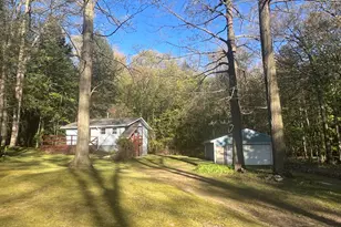 12561 S Sand Beach Dr, Grant, MI 49327 - Photo 8