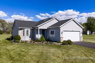 1216 Oxbow Dr, Middleville, MI 49333 - Photo 2