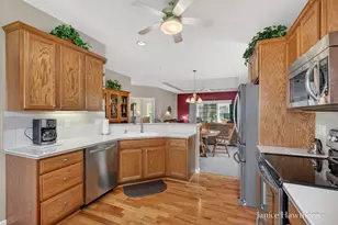 642 W Woodlawn Ave, Hastings, MI 49058 - Photo 10