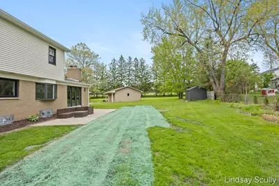 2062 Britton Court SE, Grand Rapids, MI 49546 - Photo 36
