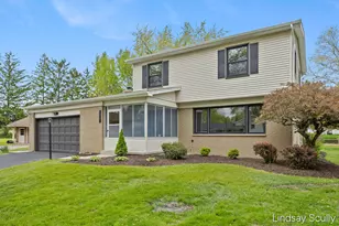 2062 Britton Ct SE, Grand Rapids, MI 49546 - Photo 40