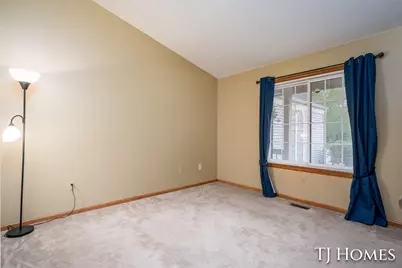 2466 Bridgeport Lane SE #35, Grand Rapids, MI 49508 - Photo 16