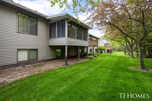 2466 Bridgeport Ln SE, Grand Rapids, MI 49508 - Photo 30
