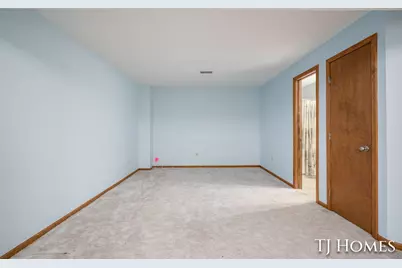 2466 Bridgeport Lane SE #35, Grand Rapids, MI 49508 - Photo 20